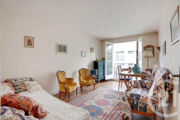 Appartement F2 à vendre  2 pièces - 51,18 m2 PARIS - 75015