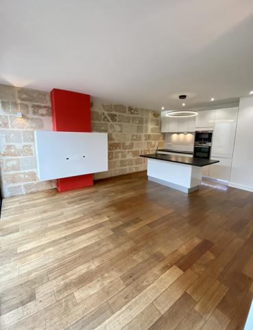 Appartement T3 en Pierre avec Terrasse