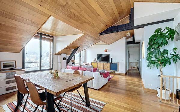 Appartement à vendre    3 pièces • 82 m2 Suresnes