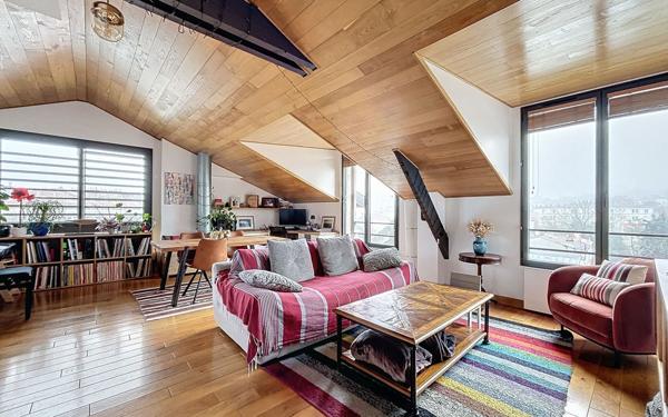 Appartement à vendre    3 pièces • 82 m2 Suresnes