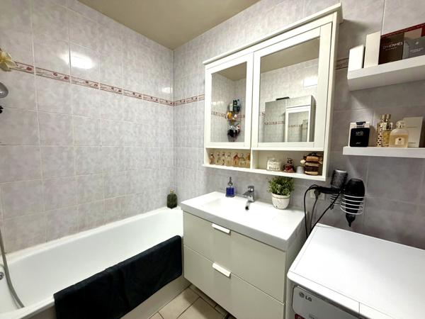 Aulnay-sous-Bois (93600) Appartement 4 Pièces avec balcon et parking proche RER B et futur métro 16