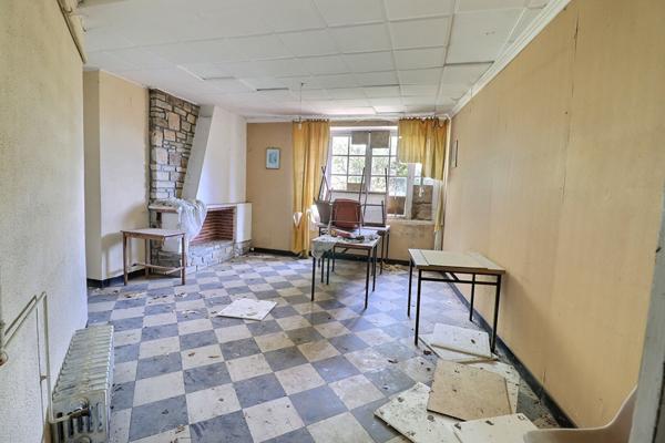 Immeuble Latronquiere 831 m2