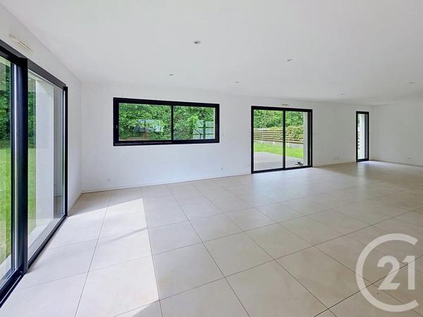 Maison à vendre  4 pièces - 151,77 m 2   LARMOR PLAGE  - 56