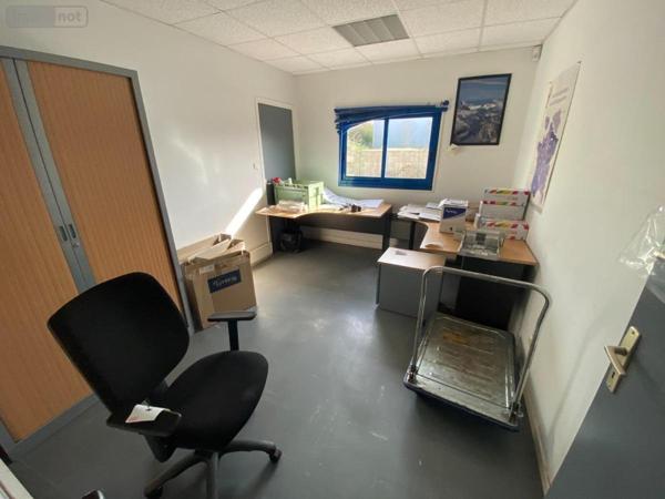 Fonds et/ou murs commerciaux à louer à Soliers dans le Calvados (14540), ref : 14096-L69