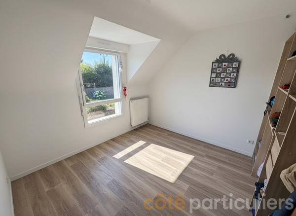 Location
                Maison81,92 m² - 6 Pièces -
                    Grand-Champ (56390)
