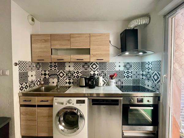 Marseille (13003) Grand T3 Terrasse et Parkings !