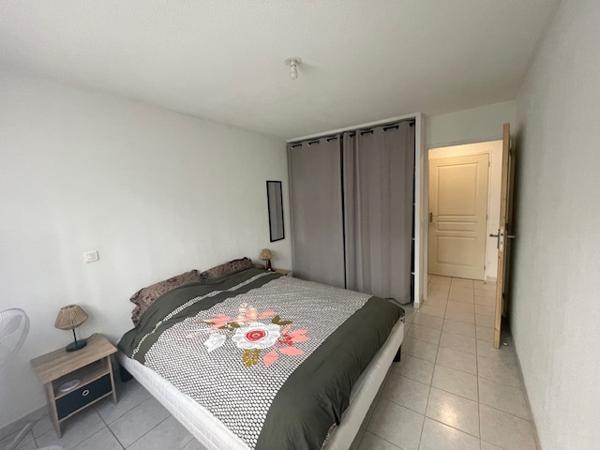 Marseille (13003) Grand T3 Terrasse et Parkings !