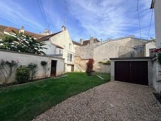 Crécy-la-Chapelle (77580) Maison indépendante en plein centre de Crécy la Chapelle