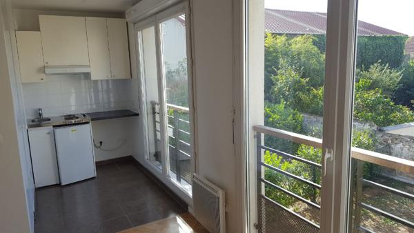 Studio meublé Rungis 28 m2