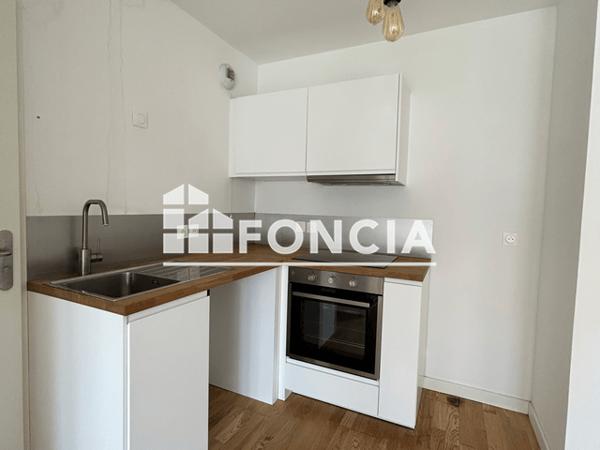 Location Appartement 2 pièces 37.3 m² - LUMINESENS 2 - 36 RUE DE LONDRES PORTE A11 Lens 62300
