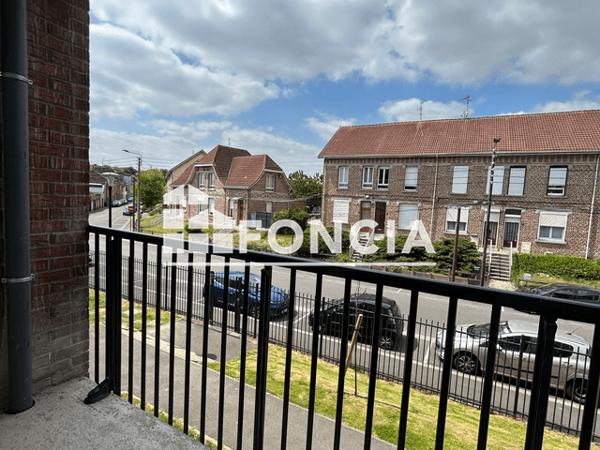 Location Appartement 2 pièces 37.3 m² - LUMINESENS 2 - 36 RUE DE LONDRES PORTE A11 Lens 62300