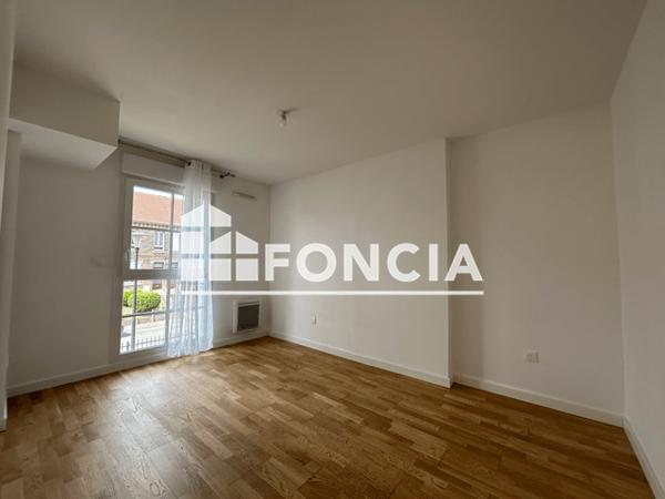 Location Appartement 2 pièces 37.3 m² - LUMINESENS 2 - 36 RUE DE LONDRES PORTE A11 Lens 62300
