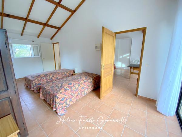 PROPRIETE 190m2 A SAINT FLORENT