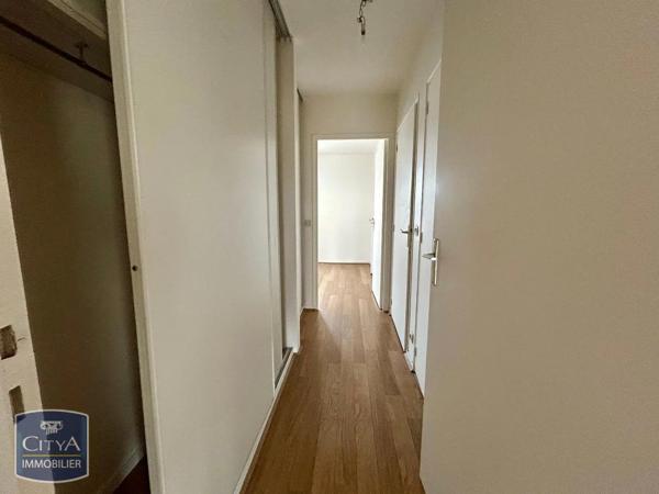 Appartement à louer 2 pièces 59.5m²