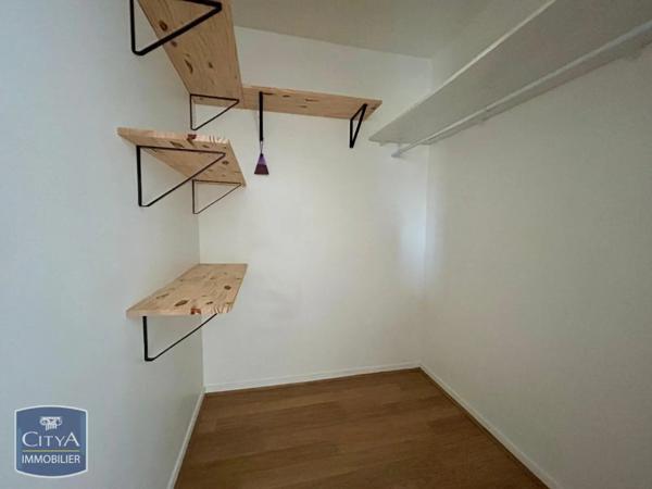 Appartement à louer 2 pièces 59.5m²