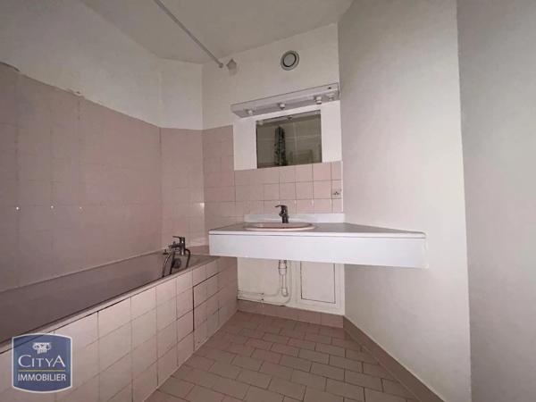 Appartement à louer 2 pièces 59.5m²