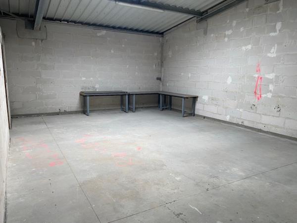 Loos-en-Gohelle (62750) Local d 'activité