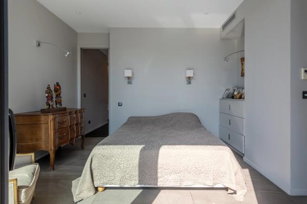 EXCLUSIVITÉ – SAINTE-FOY-LÈS-LYON | Propriété d’architecte par Vieillard de 220 m²