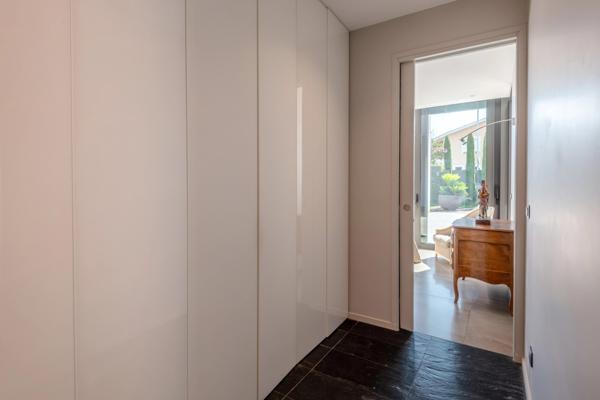 EXCLUSIVITÉ – SAINTE-FOY-LÈS-LYON | Propriété d’architecte par Vieillard de 220 m²