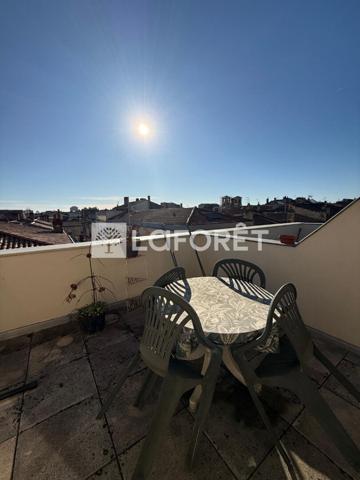 Location appartement Bordeaux - 1 pièce(s) - 30 m² - 737 €/mois