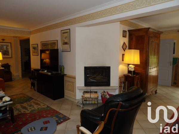 Maison à vendre 5 pièces 235 m² Saintigny