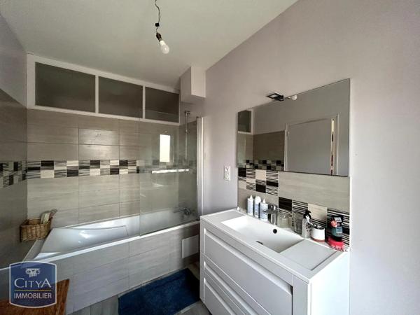 Maison à louer 4 pièces 100m² Champigny-en-Beauce (41330)