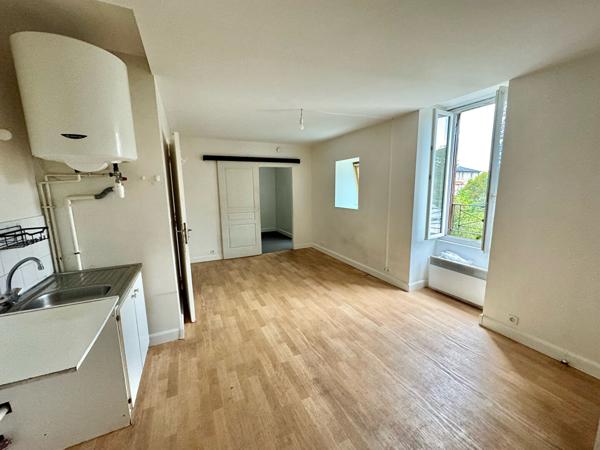 Appartement 2 pièces de 31 m² à Étampes, à 200 m de la Place de l'Hôtel de Ville