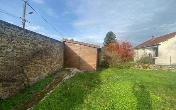 Maison à vendre    4 pièces • 83,42 m2 Saint-Léonard-de-Noblat