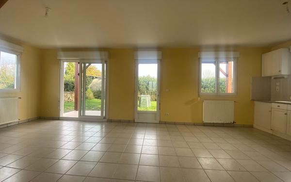 Maison à vendre    4 pièces • 83,42 m2 Saint-Léonard-de-Noblat