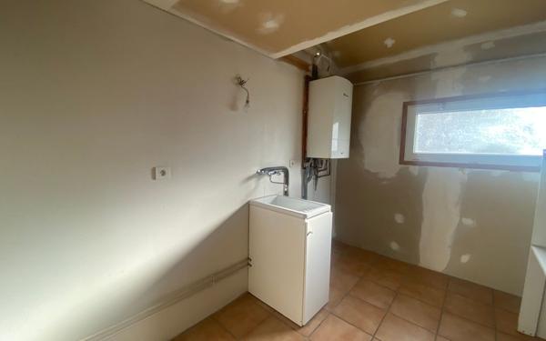 Maison à vendre    4 pièces • 83,42 m2 Saint-Léonard-de-Noblat