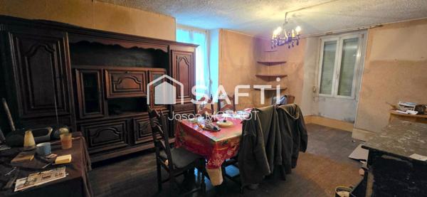 Maison en pierres à rénover – dépendances et terrain