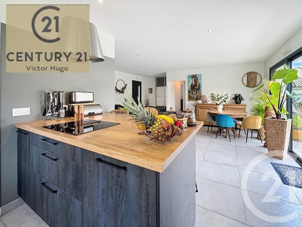 Maison à vendre  4 pièces - 107,05 m 2   RILHAC RANCON  - 87