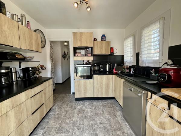 Maison à vendre  3 pièces - 88 m 2   SAUJON  - 17