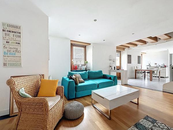 Maison à vendre en plein centre de Chateau-gontier - 3 chambres - Avec une petite cour