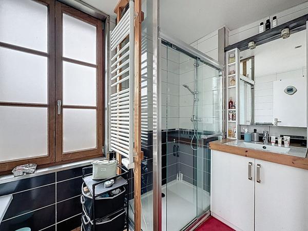 Maison à vendre en plein centre de Chateau-gontier - 3 chambres - Avec une petite cour