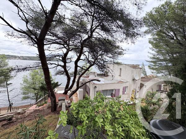 Maison à vendre  6 pièces - 193,40 m2 ST MITRE LES REMPARTS - 13