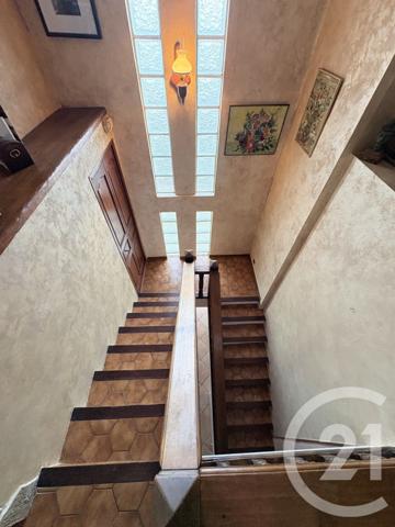 Maison à vendre  6 pièces - 193,40 m2 ST MITRE LES REMPARTS - 13