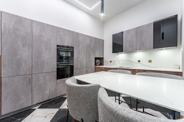 Lyon (69006) Lyon 6 – Parc Tête d’Or – T4 141m² – 3 Chambres – Rénové – DPE B