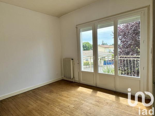 Maison de ville 4 pièces de 79 m² à Saint-Yrieix-sur-Charente (16710)