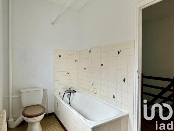 Maison de ville 4 pièces de 79 m² à Saint-Yrieix-sur-Charente (16710)