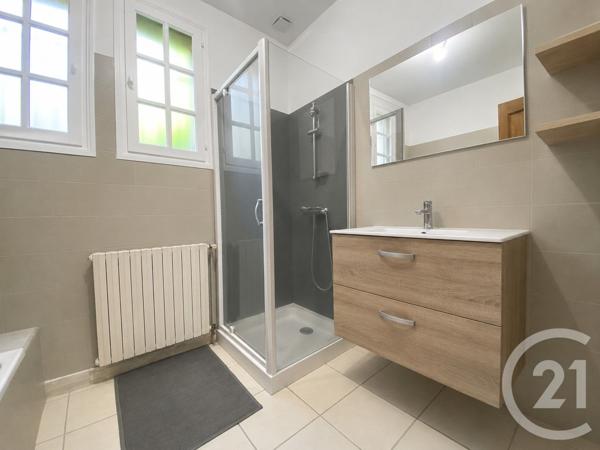 Maison à vendre  6 pièces - 208,76 m 2   ST JUNIEN  - 87