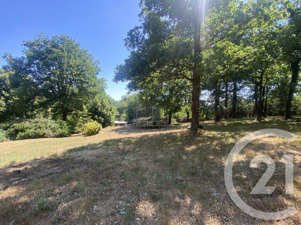 Maison à vendre  6 pièces - 208,76 m 2   ST JUNIEN  - 87