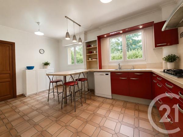 Maison à vendre  6 pièces - 208,76 m 2   ST JUNIEN  - 87