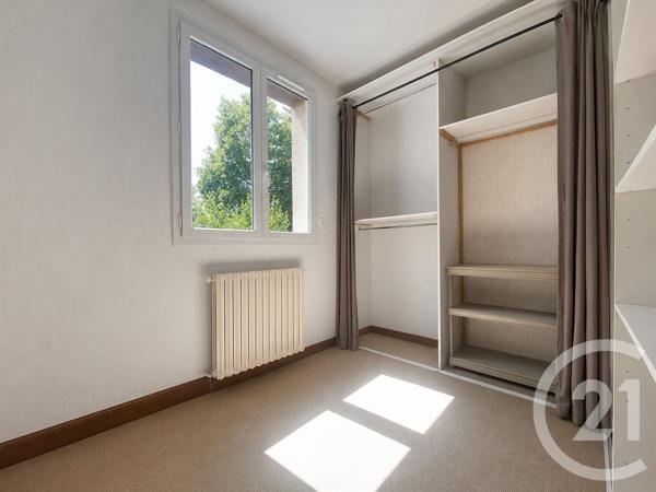 Maison à vendre  6 pièces - 208,76 m 2   ST JUNIEN  - 87
