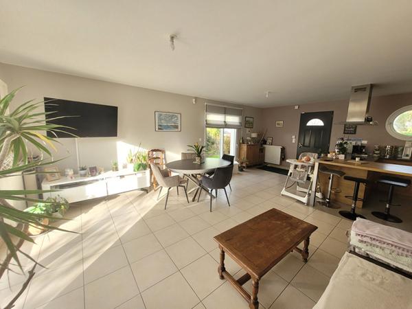 Maison de plain-pied PLOUHA proche centre - 3 pièces 87m²