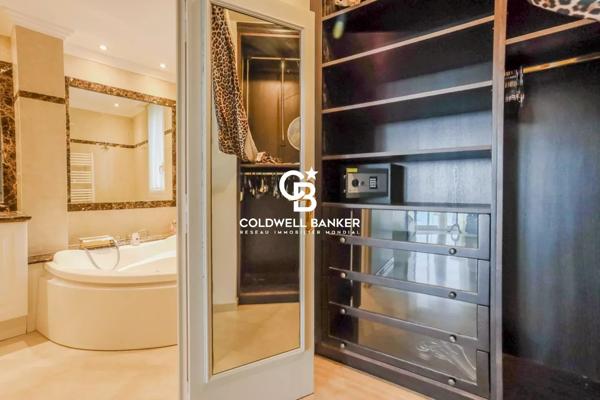 Villa 7 pièces à vendre Cannes - 06400 / Réf: 85891865