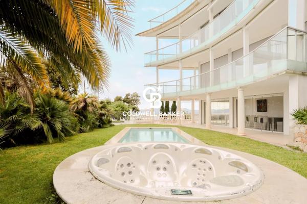 Villa 7 pièces à vendre Cannes - 06400 / Réf: 85891865
