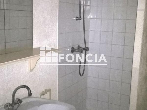 Location Studio 34.24 m² - 10 RUE DES FRERES CLAVET Villeneuve-sur-lot 47300