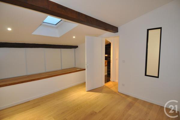Immeuble à vendre  140 m 2   BORDEAUX  - 33