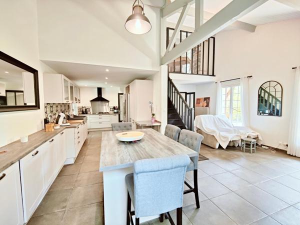 T7 cestas centre, piscine, au calme, garage 79 m²